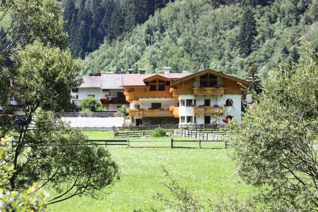 Landhaus Alpensonne Neustift im Stubaital Exterior foto